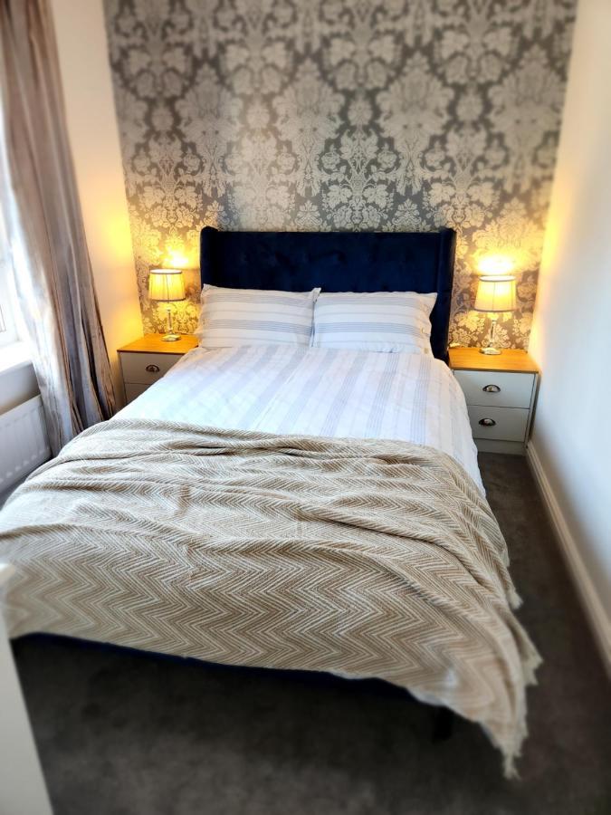 Home From Home 3 Bed,2 Bath House With Garden&Parking Near Centre&Tram Stop Sheffield Exterior photo
